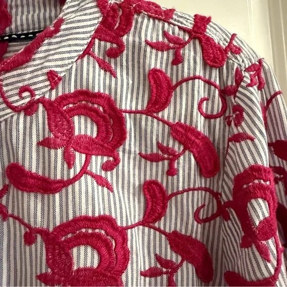 Pilcro-Anthropologie Whitney Trapeze Button Down Embroidered Shirt - Picture 5 of 12